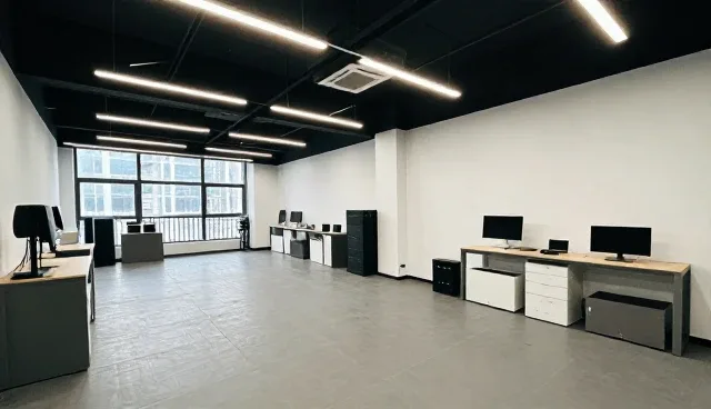 机电安装在复杂环境下的性能表现与适用条件分析